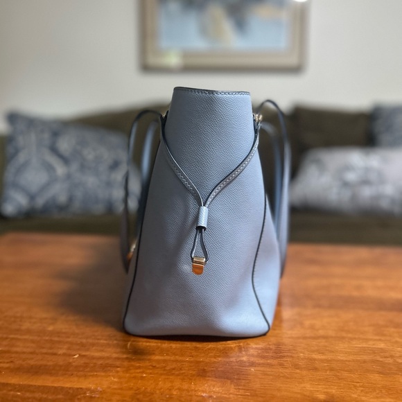 Limited Edition: Baby Blue Michael Kohrs Large Tote Bag - Picture 2 of 15